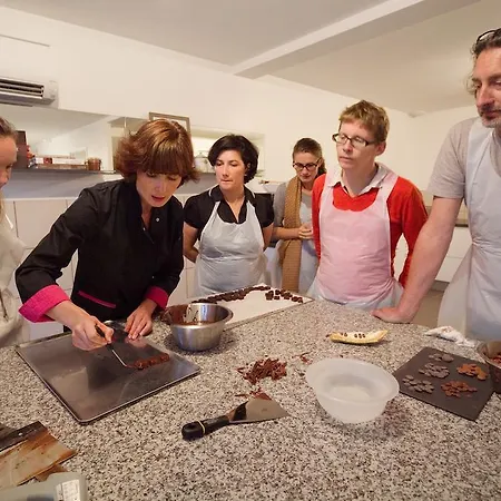 Frühstückspension La Maison De Karen Chocolat 4*